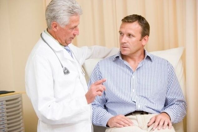 Antes de iniciar o tratamento para prostatite, é necessário passar por um exame com um médico. 