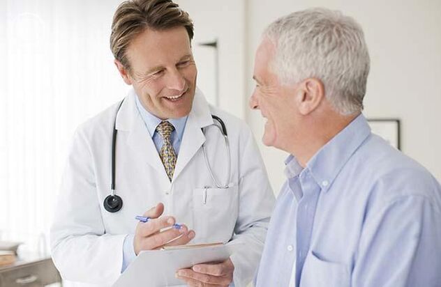 Prescrever tratamento medicamentoso para prostatite é tarefa do urologista